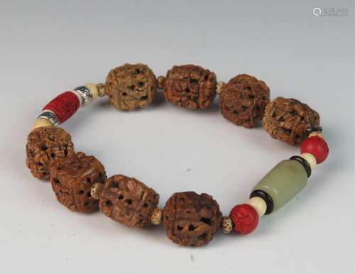 Nucleus Carving bracelet