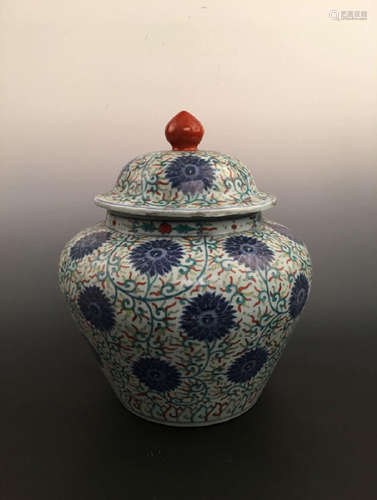 A Chinese Ming wucai porcelain jar