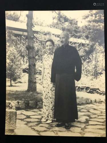 A Chinese Old Photo,Chiang,Kai-Shek and Soong May-