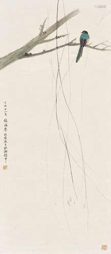 李秋君(1898-1973)  柳枝喜鹊                                                                                                                                                                                                                立轴 设色纸本                        丁亥（1947年）作