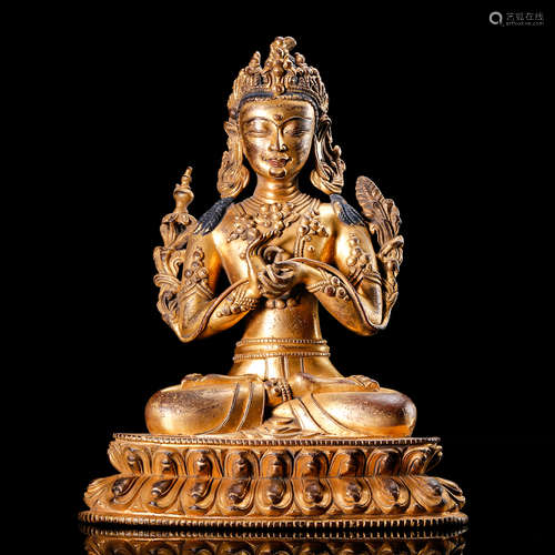 CHINESE GILT BRONZE SEATED GUANYIN