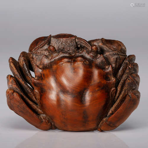 CHINESE BOXWOOD CARVED CRAB