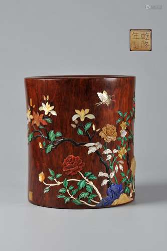 CHINESE HARDWOOD BRUSH POT WITH INLAID