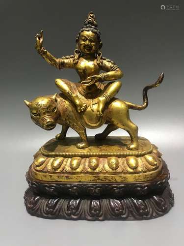 CHINESE GILT BRONZE FIGURINE