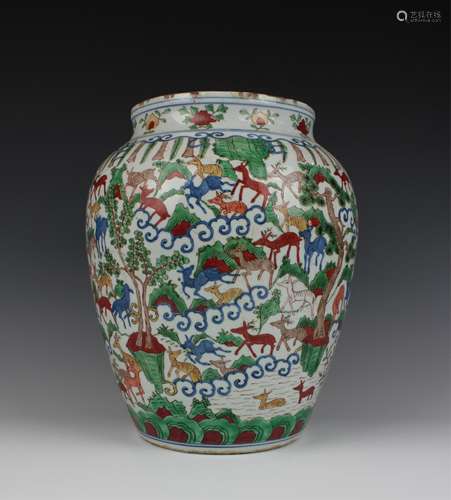 CHINESE WUCAI HUNDRED DEER PORCELAIN JAR