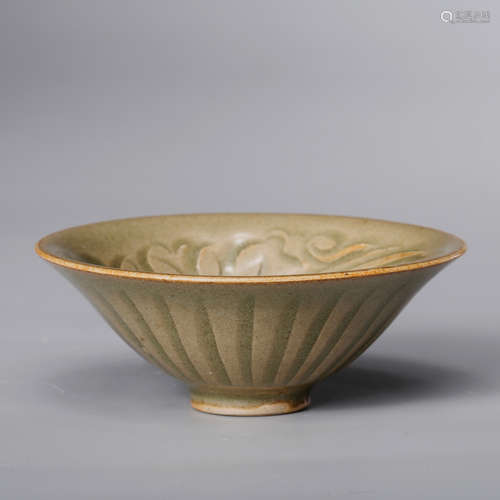 CHINESE CELADON GLAZED BOWL