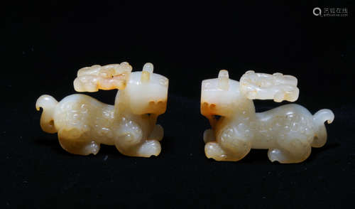 CHINESE JADE BEAST, PAIR