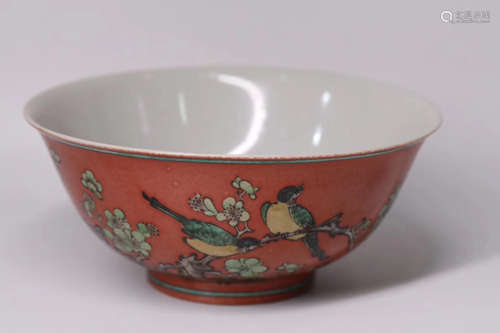 17-19TH CENTURY, A RED GLOWER&BIRD DESIGN BOWL, QING DYNASTY