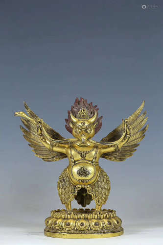 19TH CENTURY, A TIBETAN GILT BRONZE BIRD DESIGN ORNAMENT