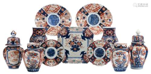 A various Japanse Imari porcelain, including dishes, plates, vases and vases and covers, 19th / 20thC, H 22 - 30,5 - ø 22 - 33 cm