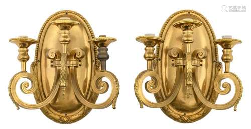 A pair of Neoclassical bronze wall lights, H 43,5 cm