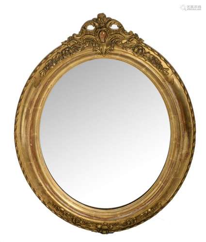 A 19thC oval mirror, 50,5 x 65 cm