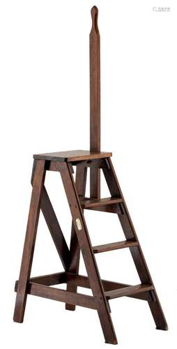 A pinewood library ladder, marked 'Slingsby - England', H 168,5 - W 43,5 - D 74 cm