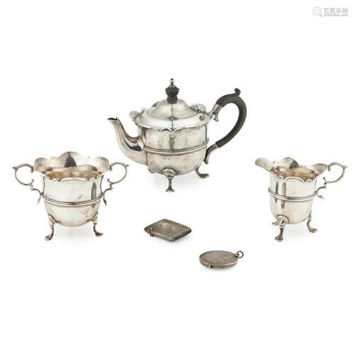 A three piece tea service Weight (all in): 23oz