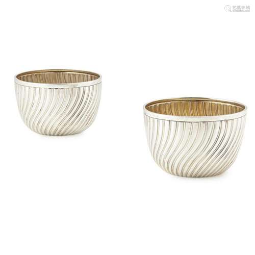 A pair of Victorian sugar bowls Height: 7.7cm, weight: 12.7oz