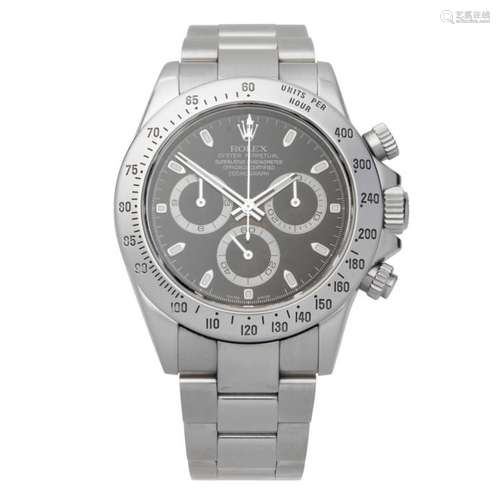 A gentleman's stainless steel cased chronograph, Rolex Case diameter: 40mm, dial diameter: 29mm