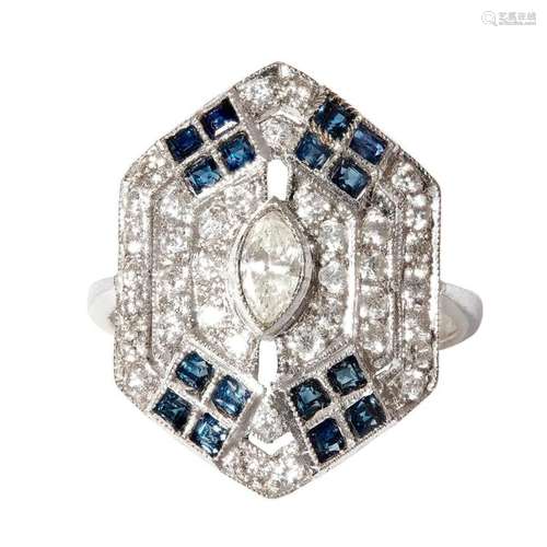 A sapphire and diamond set cluster ring Ring size: L/M