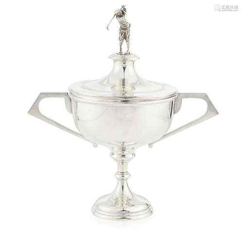 A modern golfing twin handled cup with cover Height with cover: 31cm, weight: 20.1oz