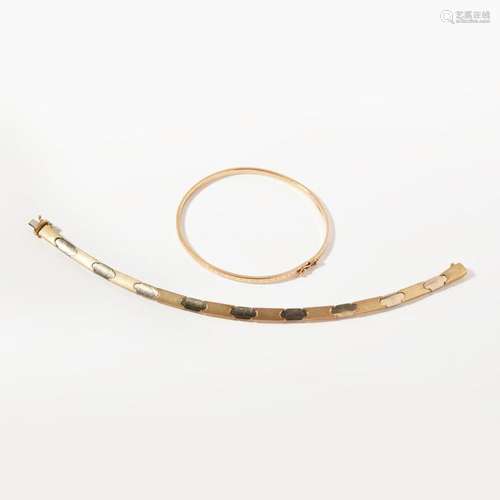 A 9ct gold bangle