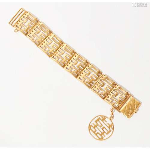 An Eastern fancy link bracelet Length: 16cm, 38g