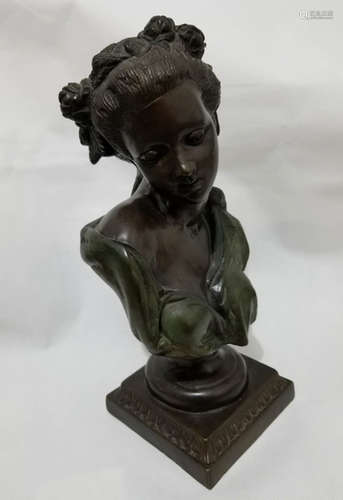 Bronze sculpture female