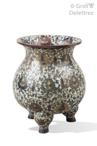 Chine, période Ming, XVIIème Brûle parfum tripode...