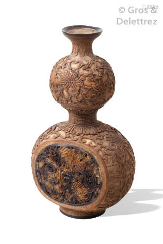 Chine, Xxème Vase double gourde en bois naturel f...