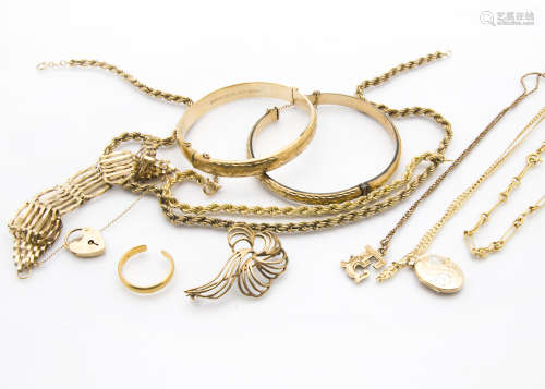 A collection of ten 9ct gold  items of jewellery