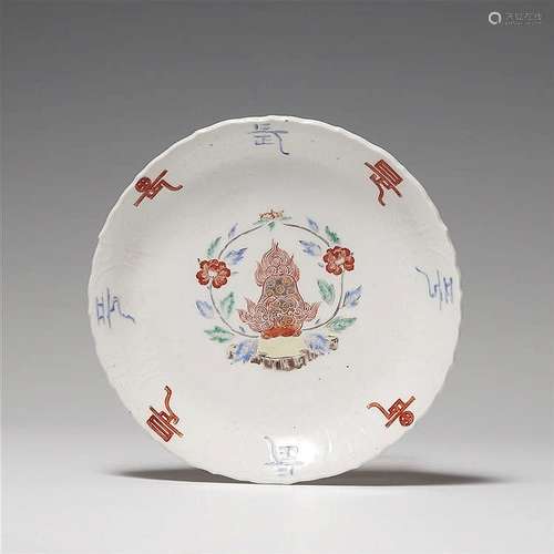 A dish in Kakiemon style. Arita. 18th century