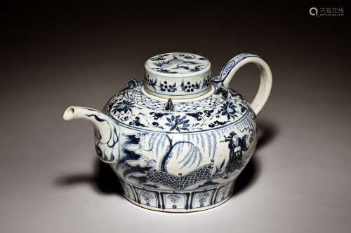 BLUE AND WHITE 'PEOPLE' TEAPOT