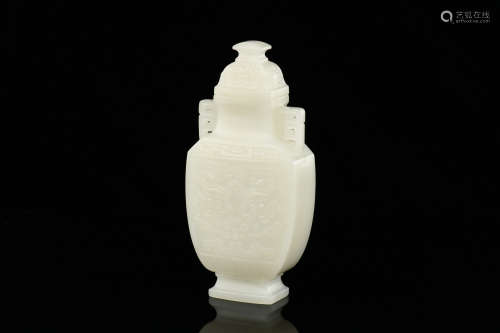 WHITE JADE CARVED 'TAOTIE' VASE WITH COVER