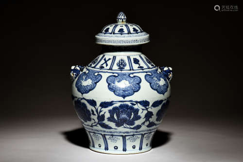 BLUE AND WHITE 'PEONY FLOWERS' JAR WITH HANDLES AND LID