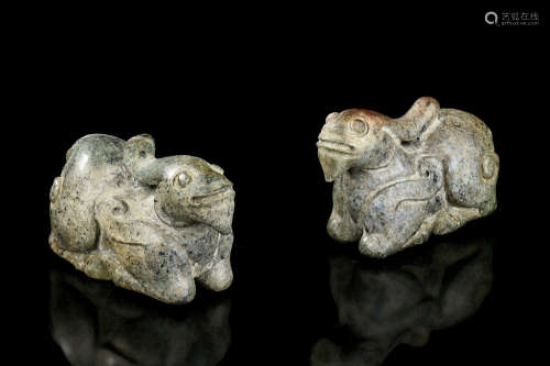 PAIR OF JADE CARVED 'MYTHICAL BEARS' FIGURES