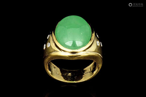 18K YELLOW GOLD JADEITE RING WITH DIAMONDS WITH AIGL CERTIFICATE