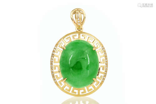 18K YG JADEITE PENDANT WITH DIAMONDS