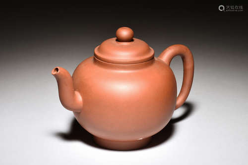 YIXING ZISHA ROUND TEAPOT