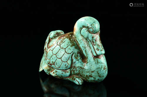 TURQUOISE CARVED 'GOOSE' FIGURE