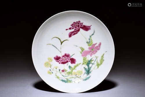 FAMILLE ROSE 'FLOWERS' DISH