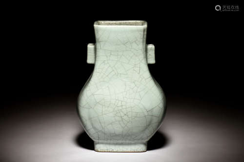 A FANGHU GUAN-TYPE GLAZE VASE QIANLONG MARK