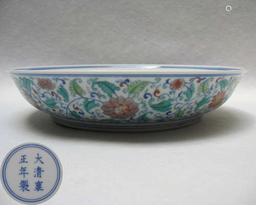 A DOUCAI PLATE WITH YONGZHENG MARK