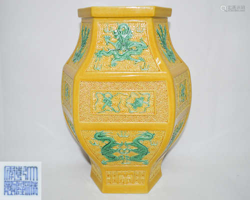 A YELLOW GLAZE HEXAGONAL VASE WITH QIANLONG MARK