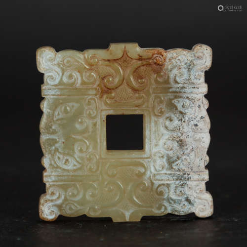 CHINESE  ARCHAIC JADE PENDANT