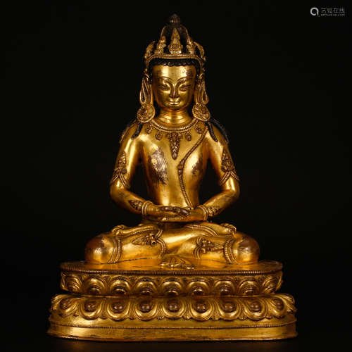 CHINESE GILT BRONZE SEATED GUANYIN