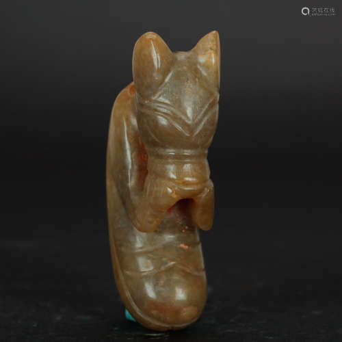 CHINESE ARCHAIC JADE PENDANT