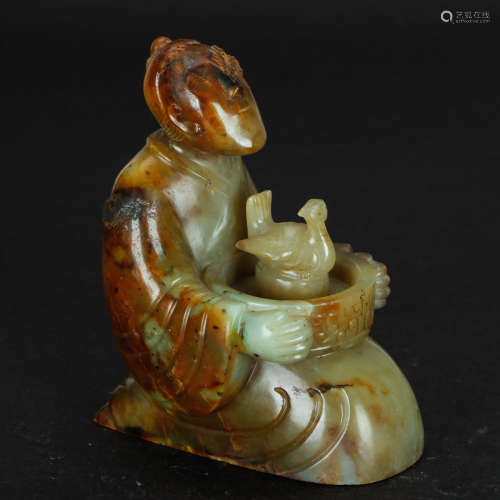 CHINESE ARCHAIC JADE FIGURINE