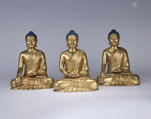 THREE CHINESE GILT BRONZE SEATED BUDDHA