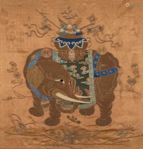 TENTURE BRODÉE EN FILS MÉTALLIQUES DORÉS ET ARGENTÉS, Chine, dynastie Qing, XIXe siècle