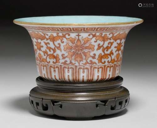 A SMALL BOWL WITH IRON-RED LOTUS DECORATION ON THE SIDES AND TURQUOISE-GLAZED INTERIOR.