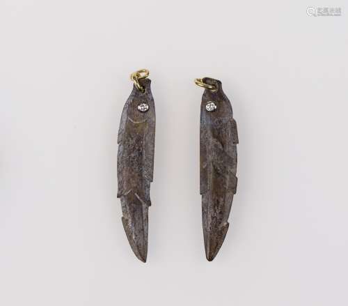 Neolithic-A Pair of Fishes Pendants Mounted With 18k Gold And Diamond