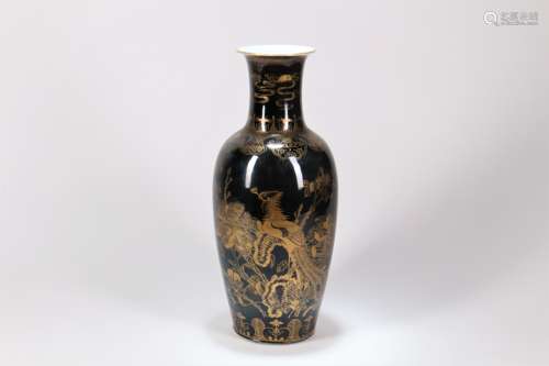 A Chinese Glazed Porcelain Vase